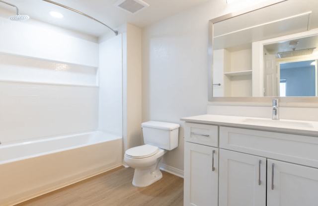 Westside Apartments Gallery 2