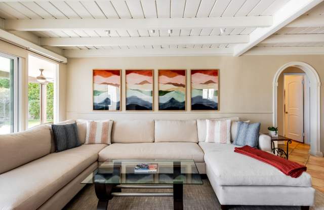 Furnished 4BR Movie Colony Pool Villa with Casita, Monthly Gallery 4