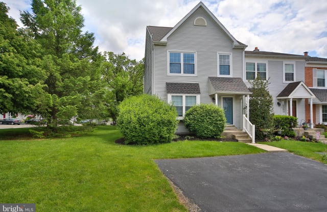 722 SANDALWOOD LANE - 722 Sandalwood Lane, Montgomery County, PA 19403