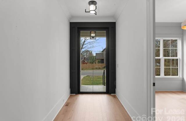 4345 Castleton Road Gallery 3