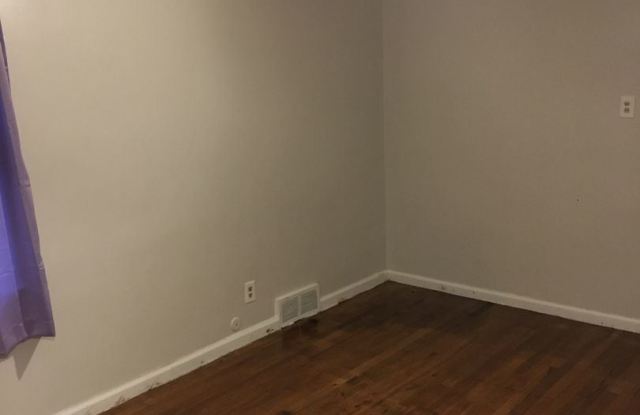 6136 Radnor Gallery 4