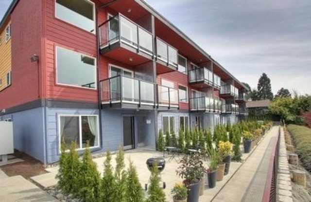 Charming 1-Bedroom Condo in West Queen Anne photos photos