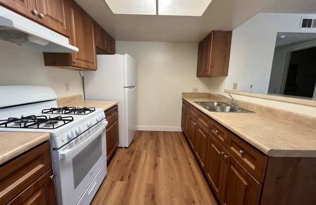 Down town apartment, close to the beach! Gallery 2