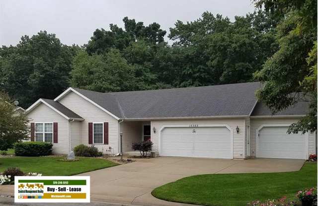 PHM Schools! 4 bedroom 3 bath Home in Granger IN photos photos