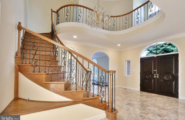 1159 MILL GARDEN COURT Gallery 4