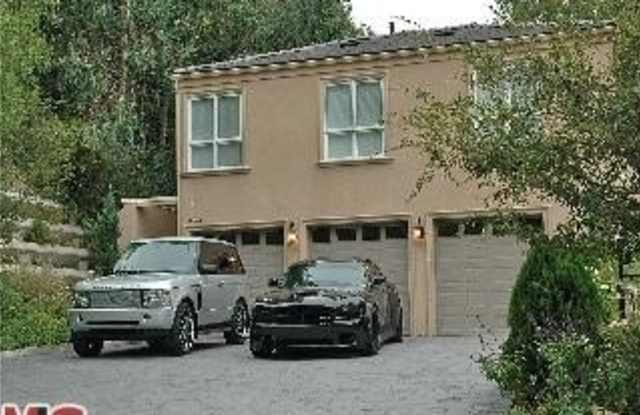14475 Mulholland Dr. Gallery 1