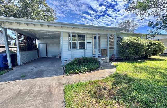 1218 Whitaker Drive Gallery 2