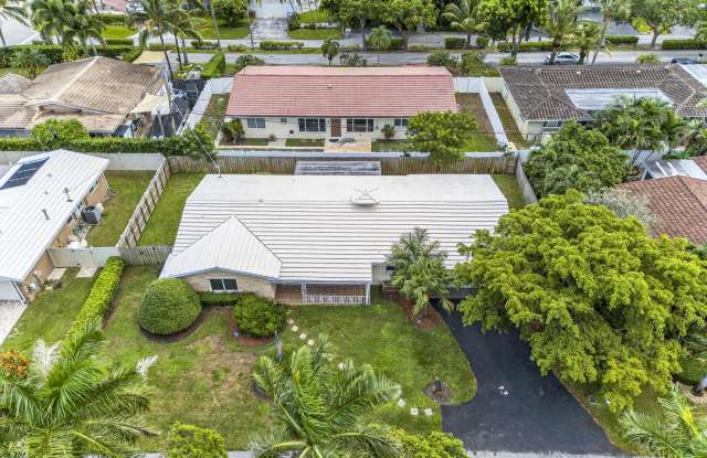 2750 SE 3rd Street photos photos