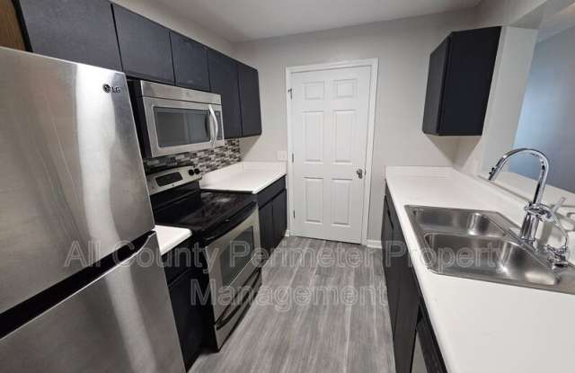 2102 Fairington Ridge Circle Gallery 3