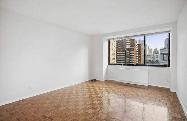 510 E 80th St Apt 12E Gallery 2