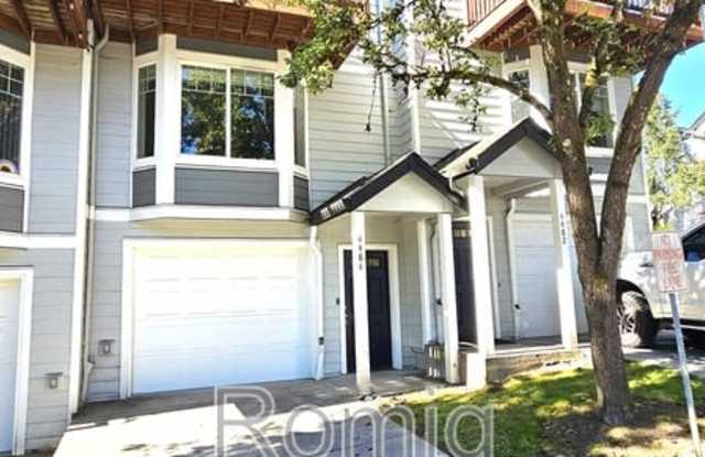 4484 Northeast Nicholson Loop Gallery 2