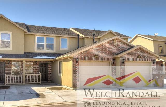 Beautiful 3 Bed 2 Bath Townhome in Harrisville photos photos