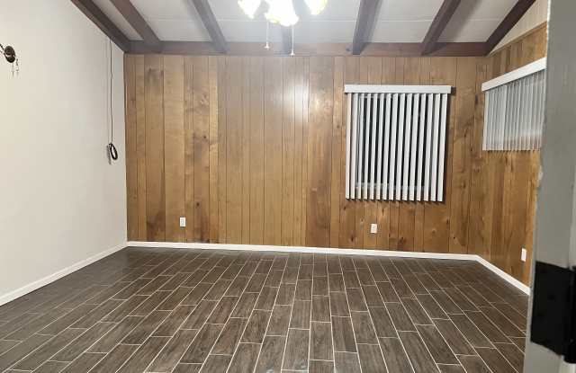 1579 East Avenue Q-12 - 1579 East Avenue Q-12, Palmdale, CA 93550