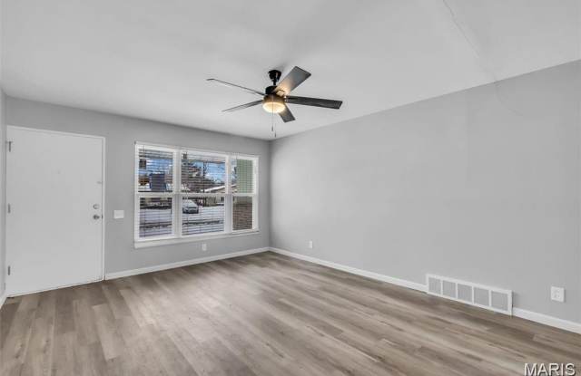 Beautifully remodeled ranch home Gallery 1