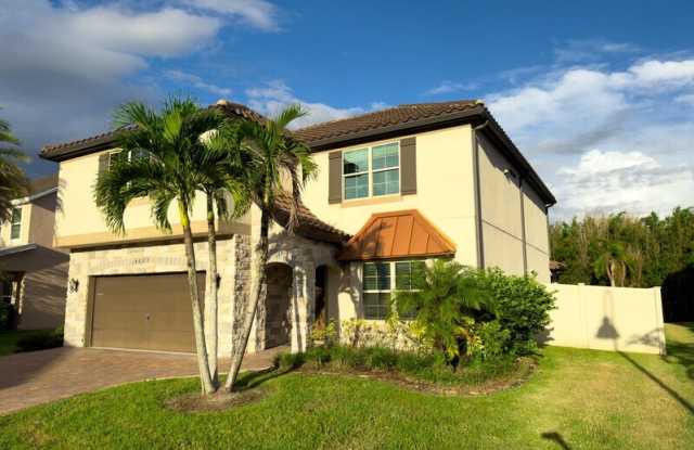 14823 Golden Sunburst Avenue Gallery 1