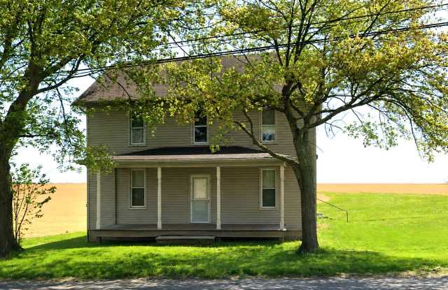 Charming Farm-View 2BR Apartment & Convenient Route 30 Access photos photos