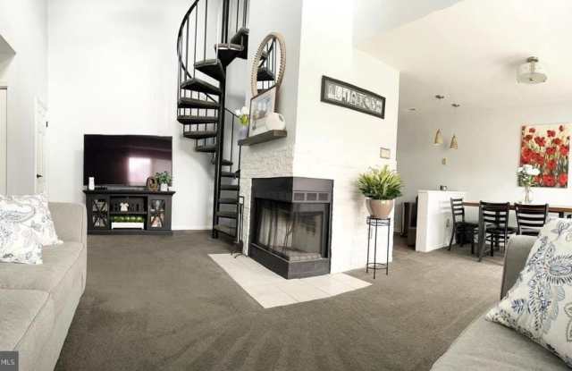 206 FERRIS LANE Gallery 3