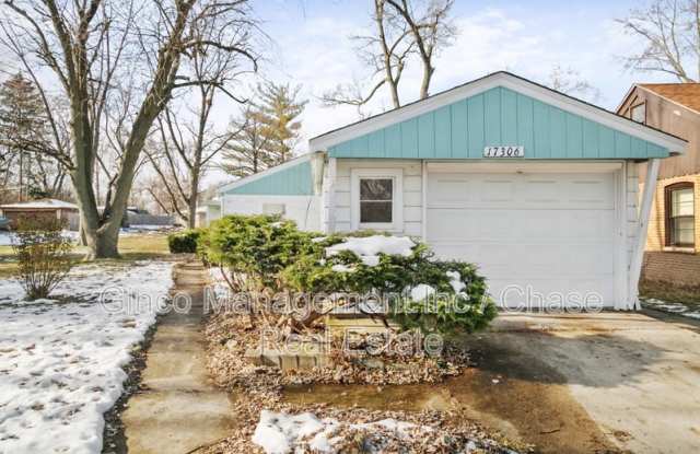 17306 Holmes Avenue photos photos