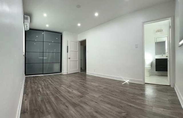 307 N Hollywood Way Apt A - 307 North Hollywood Way, Burbank, CA 91505