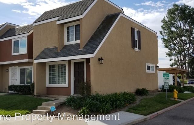15 Heritage - 15 Heritage, Irvine, CA 92604