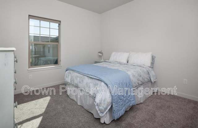 202 Sawyer Lane - A photos photos