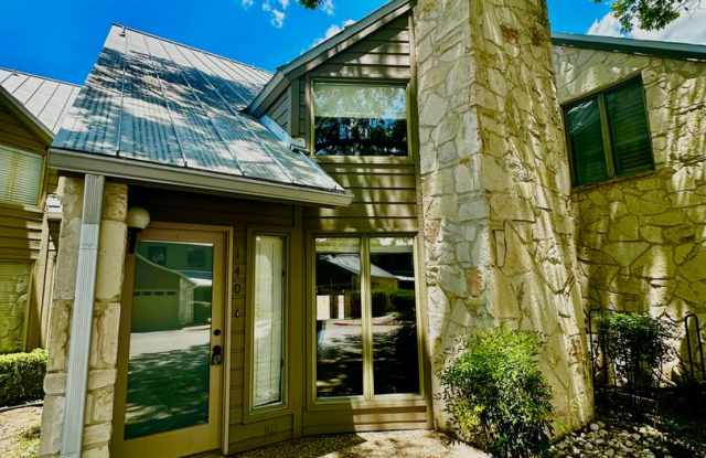 1 Bedroom Townhome at Quinlans Crossing photos photos
