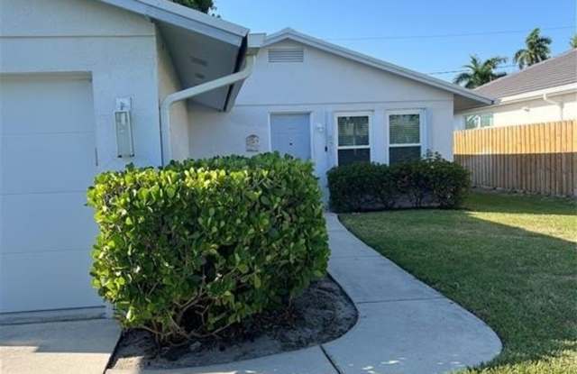 671 100th Ave N lot: 8 Gallery 2