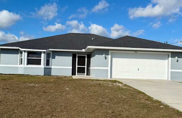 Move‑In Ready 3BR with Modern Updates  Open Layout photos photos