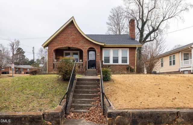 104 Carolina Avenue - 104 Carolina Avenue, Burlington, NC 27215