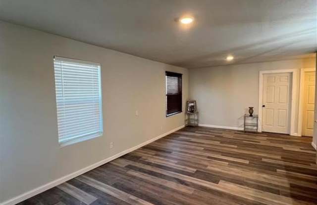 1804 Franklin Avenue photos photos
