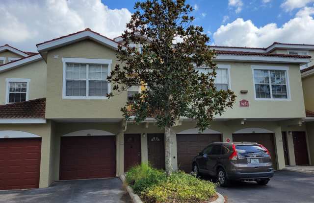 ANNUAL TURNKEY FURNISHED 2/2 TOWNHOUSE WITH GARAGE IN GATED COMMUNITY photos photos