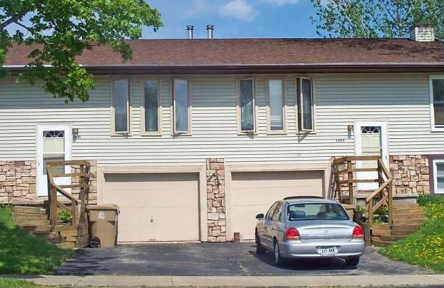 1301 South Thompson Drive Gallery 1