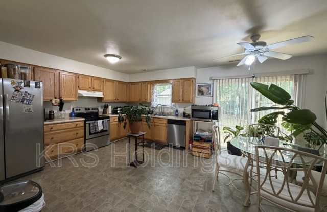 416 Hill Meadow Drive Gallery 3