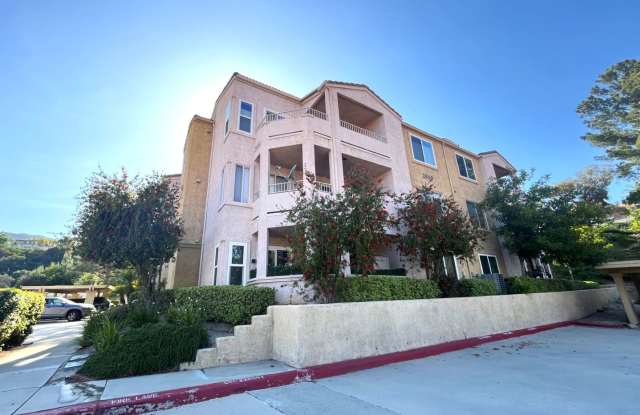 2 bed, 2 bath located in Corona, CA! photos photos