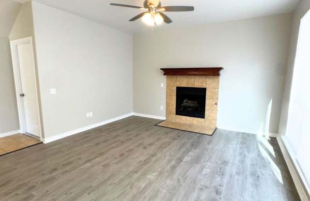 12024 Garden Dr Gallery 2