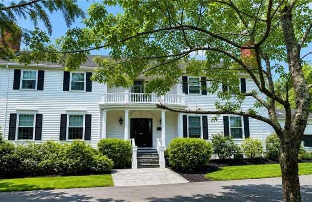 571 Bellevue Avenue Gallery 1