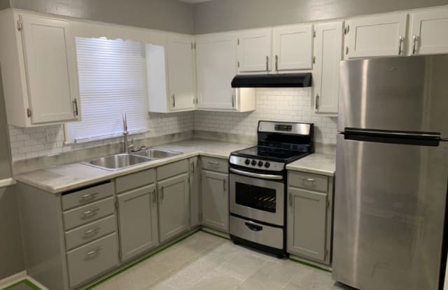 7205 Raytown rd - 7205 Raytown Road, Raytown, MO 64133