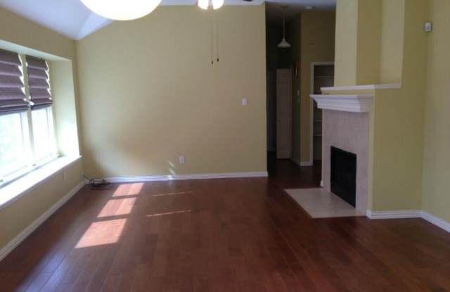 7907 Whispering Tree Lane Gallery 2