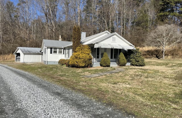 1943 Blowing Rock Boulevard photos photos 1943 Blowing Rock Boulevard photos photos