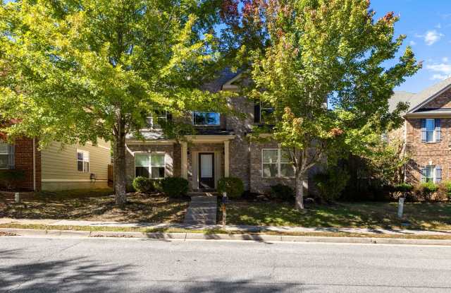 Spacious 5 Bedroom Home in Convenient Newnan Location Gallery 3