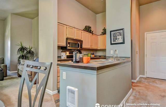 3028 Western Ave Unit 310 Gallery 4