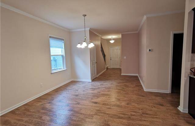 7107 Thornrose Drive Gallery 4