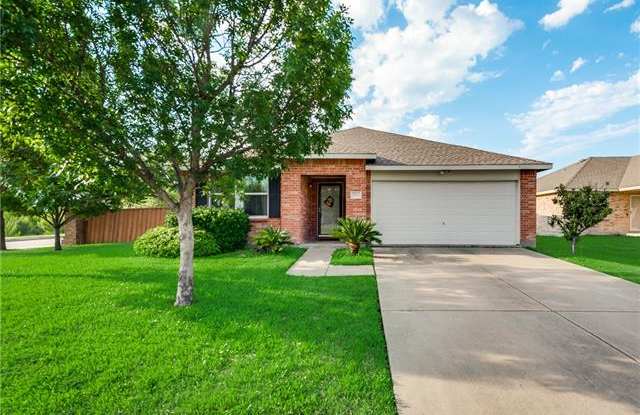 724 Ashford Lane Gallery 2