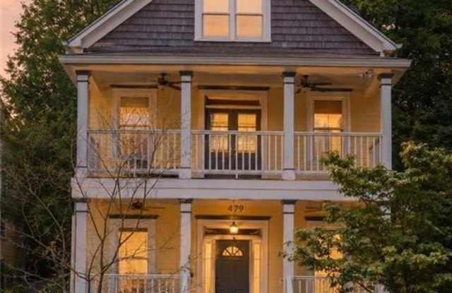 479 Woodward Avenue SE Gallery 1