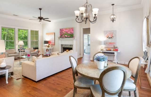 3 Bedroom Home In University Villas photos photos