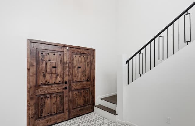 871 Country Club Road Gallery 3