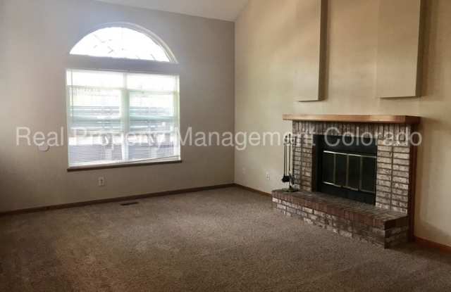 5311 East Prescott Avenue Gallery 2