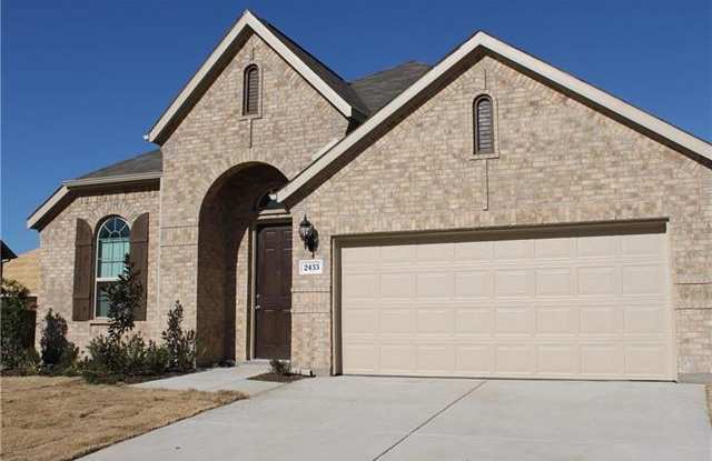 2433 whispering pines Drive - 2433 Whispering Pines Dr, Fort Worth, TX 76177