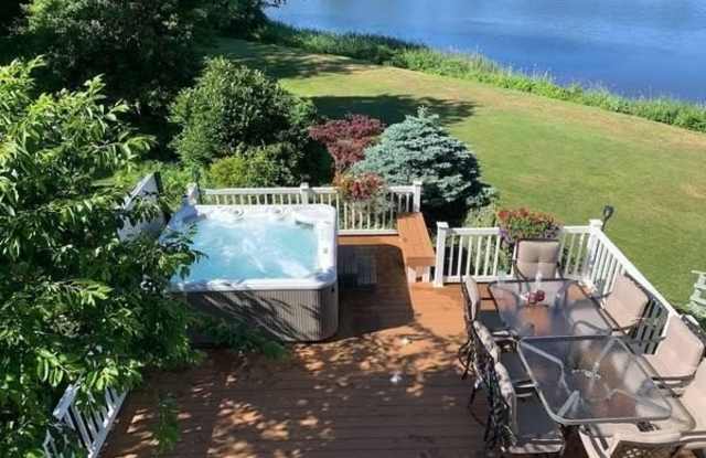 637 Beacon Boulevard photos photos