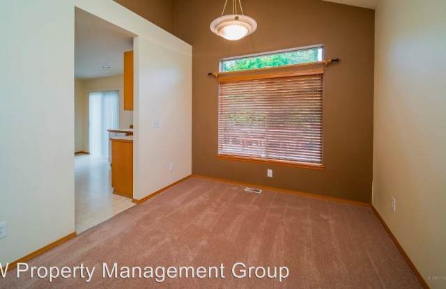 5413 64th Pl NE Gallery 4